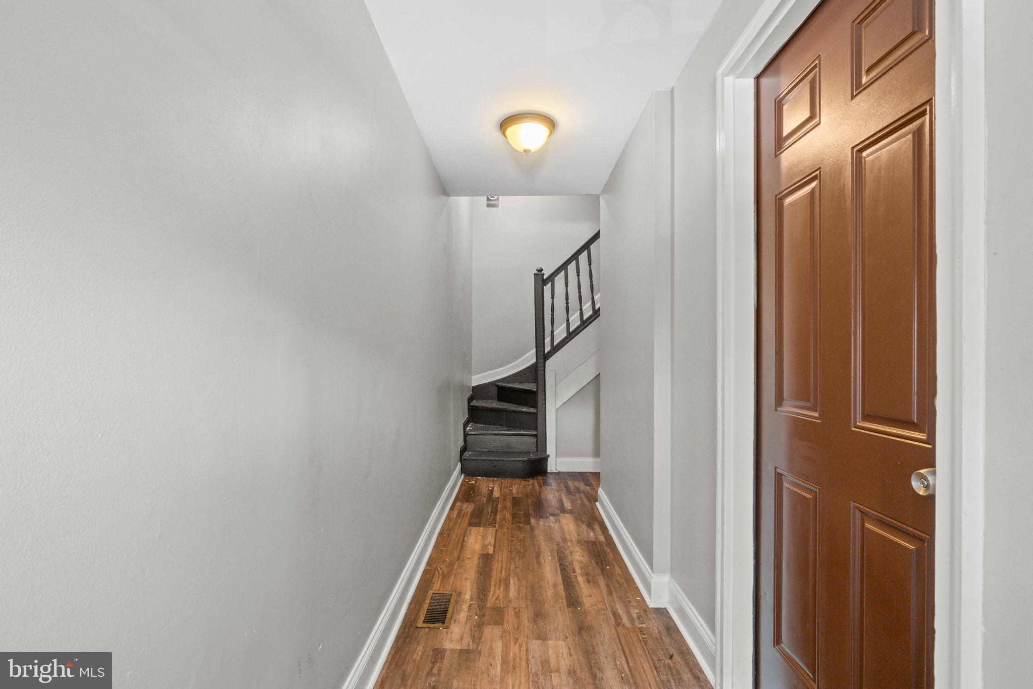 BARCLAY - Residential Income