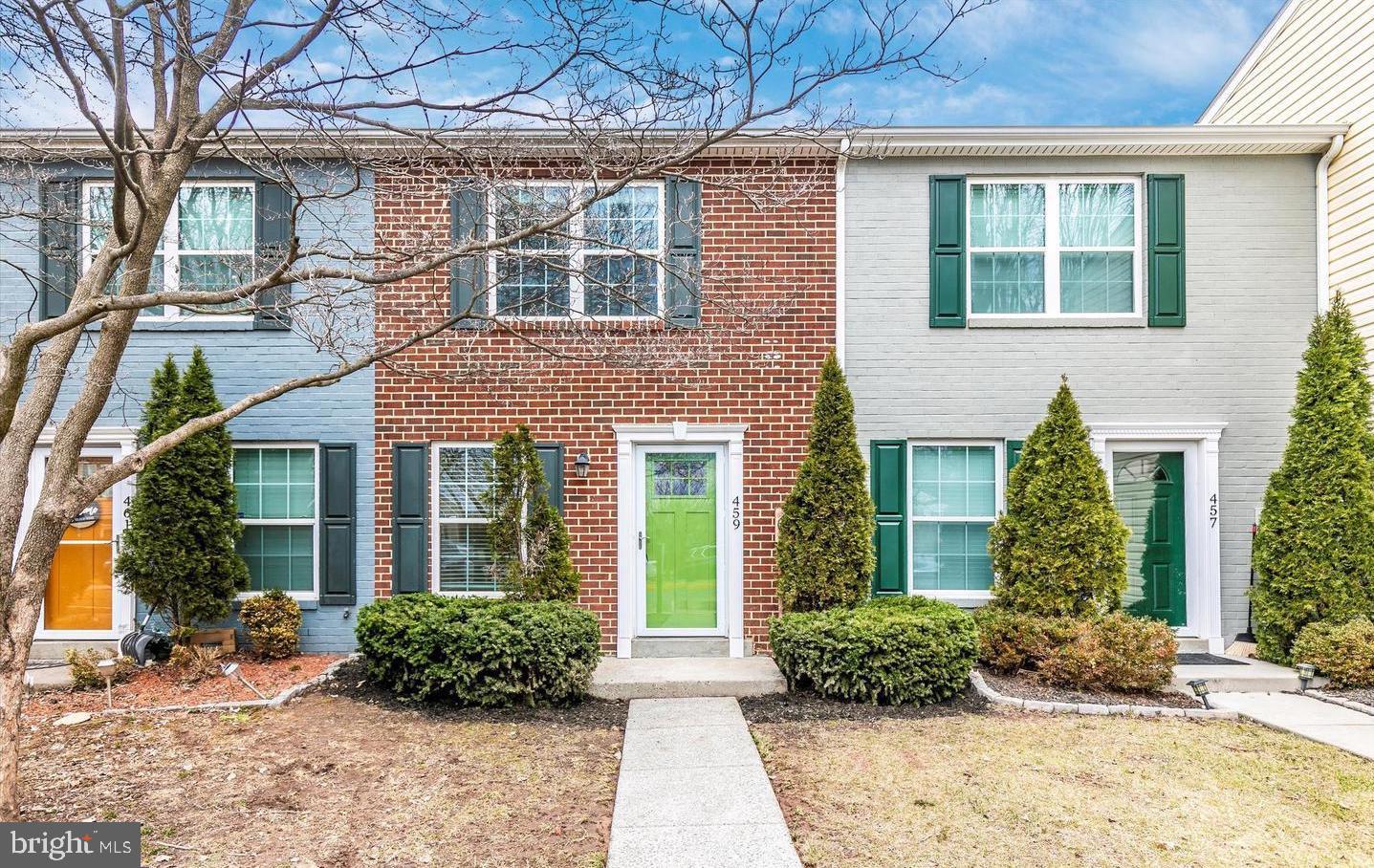 **Welcome to this beautifully updated 3-bedroom, 1.5-bath townhome located in a quiet, well-maintained community—just a 15-minute walk to Lidl, Aldi, Starbucks, and a variety of local restaurants!**  
The main level features a bright kitchen with modern stainless steel appliances, generous cabinet and counter space, a convenient half bath, and a spacious laundry room for added functionality.  
Upstairs, you’ll find three comfortable bedrooms and a full bathroom. Step outside to a private, fenced-in backyard—Fully fenced.
The home includes one assigned parking space, with plenty of additional visitor parking available.  
**Pet-friendly—small pets welcome!**  
**Application fee: $50 per adult (all applicants 18 and older must apply).**
https://apply.link/OjbKAYQ