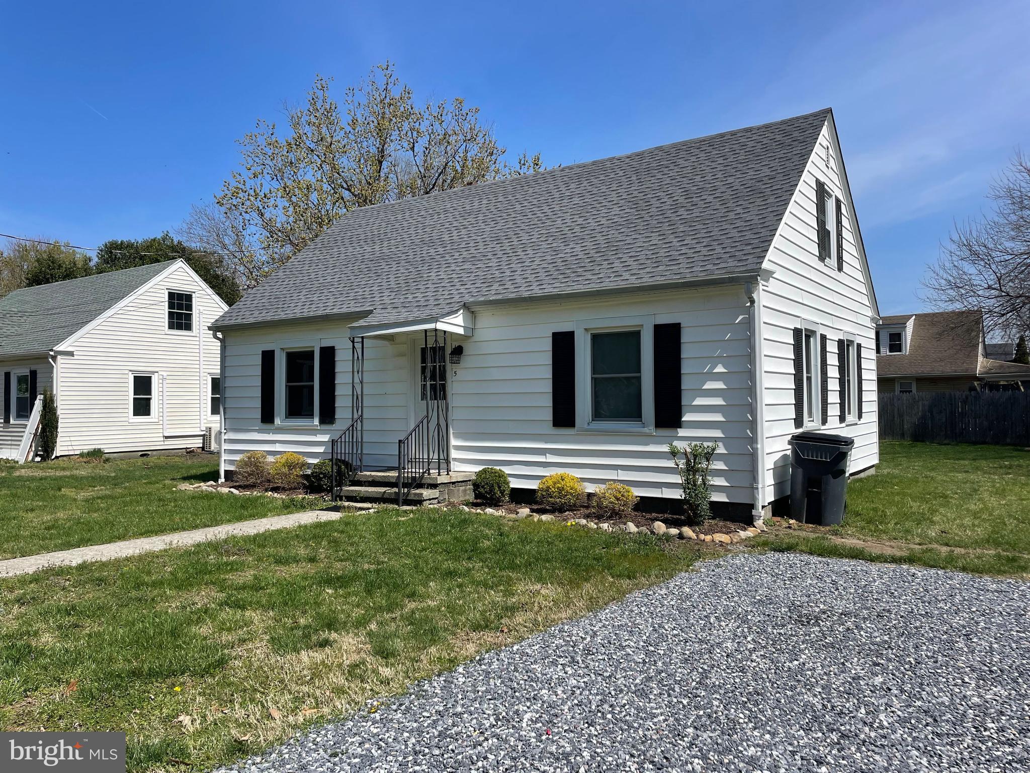 HAMBROOKS - Residential