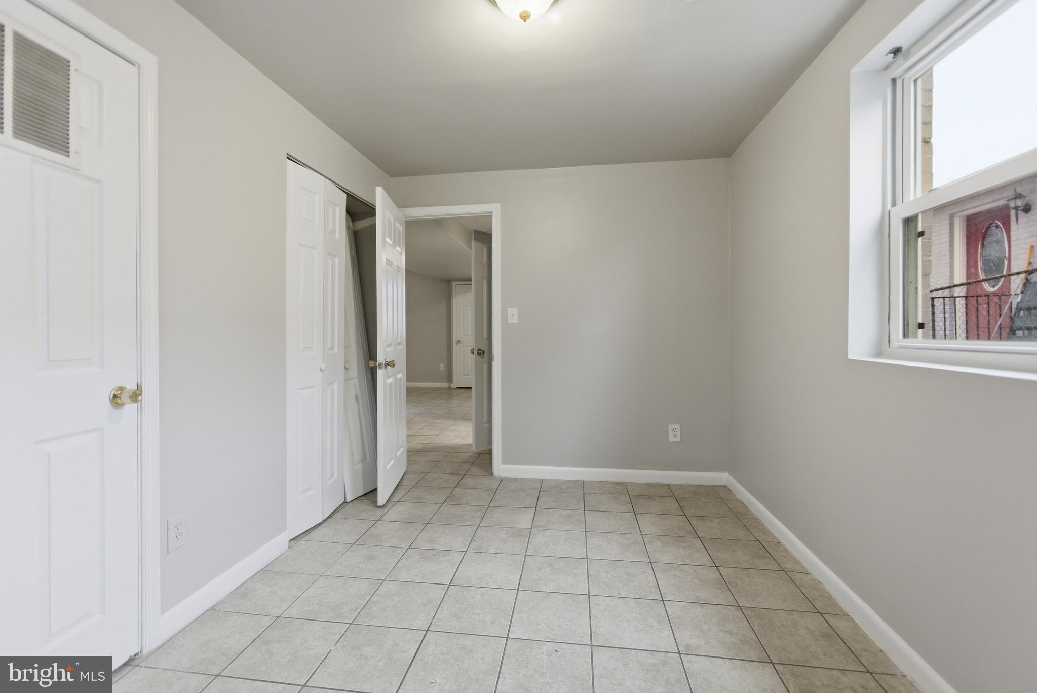 CORAL HILLS - Residential Lease