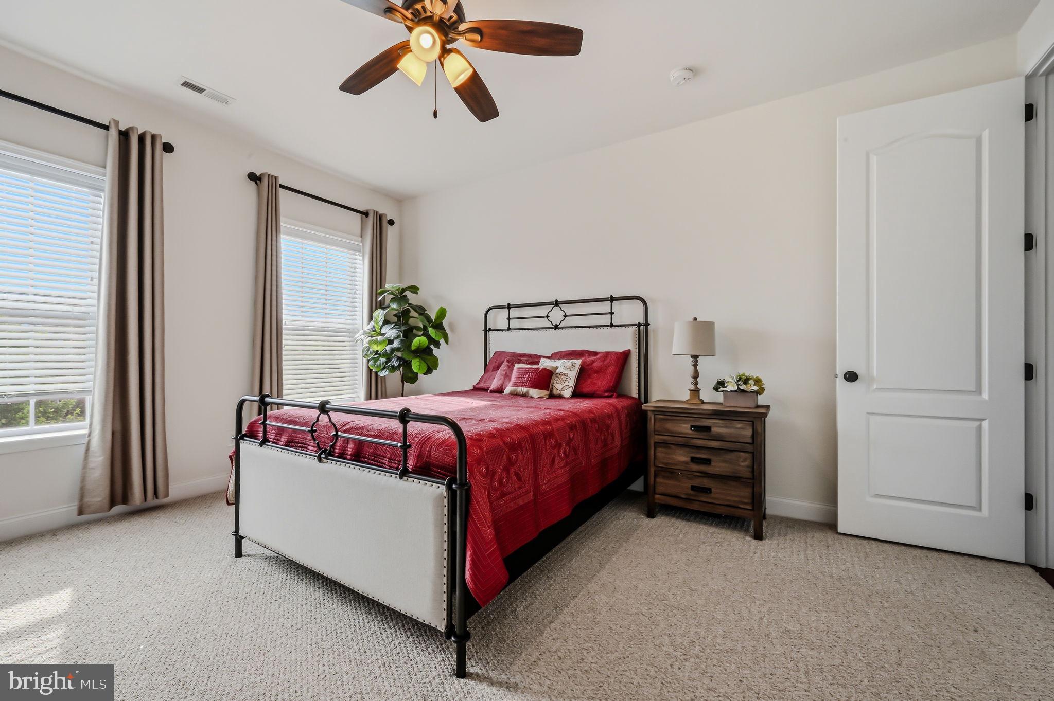 HIGH POINTE AT ST GE - Residential