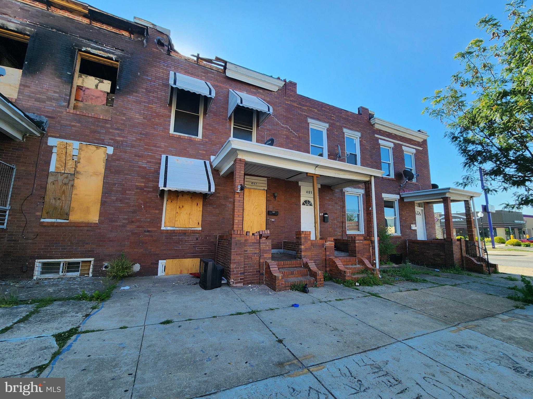 ELLWOOD PARK - Residential