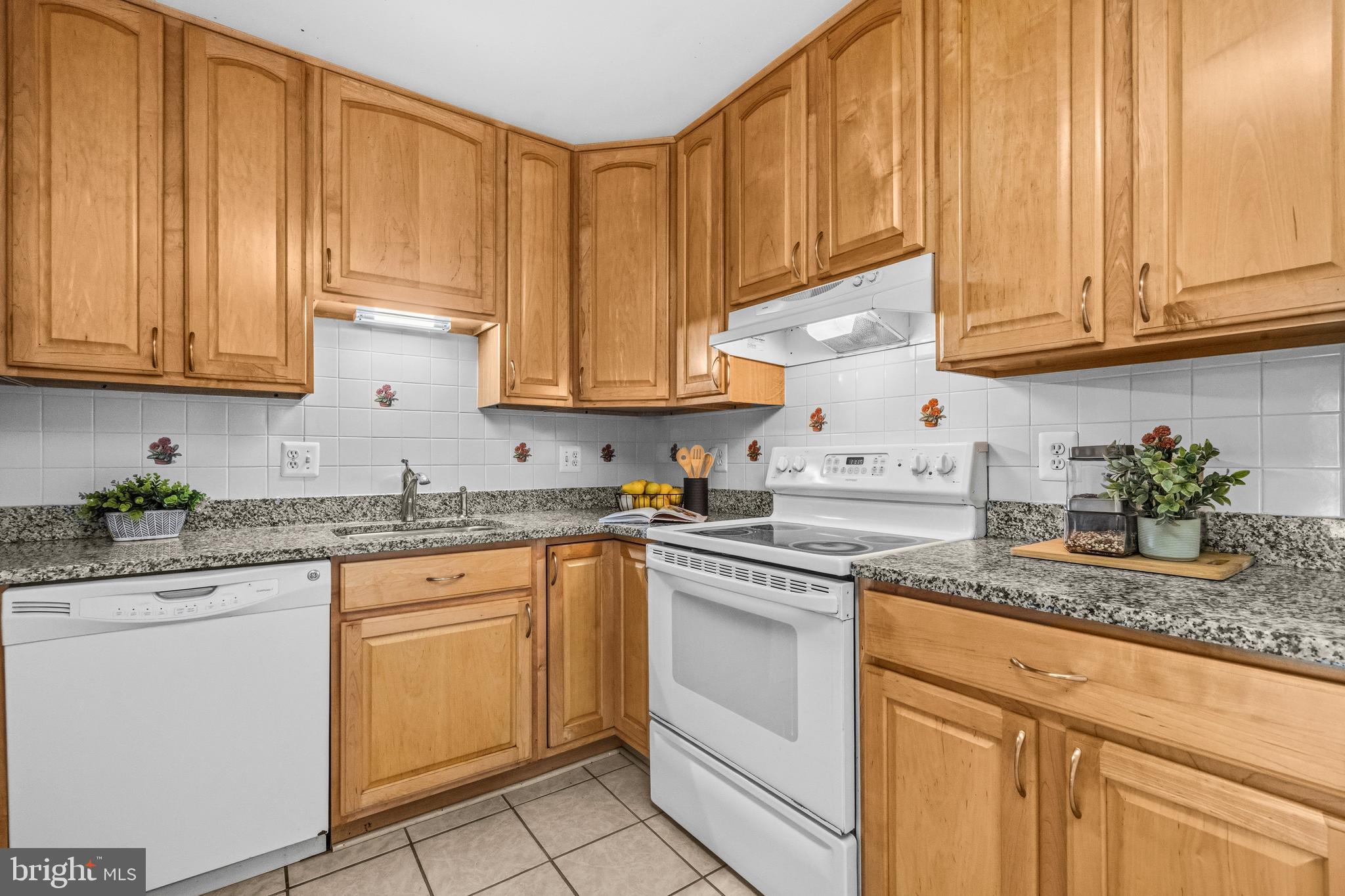 CYRANDALL VALLEY NORTH - Residential