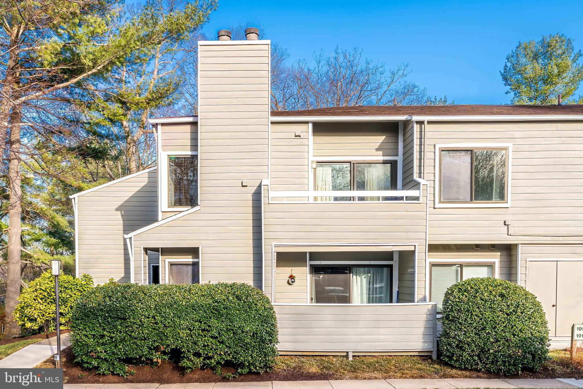 RESTON - Residential