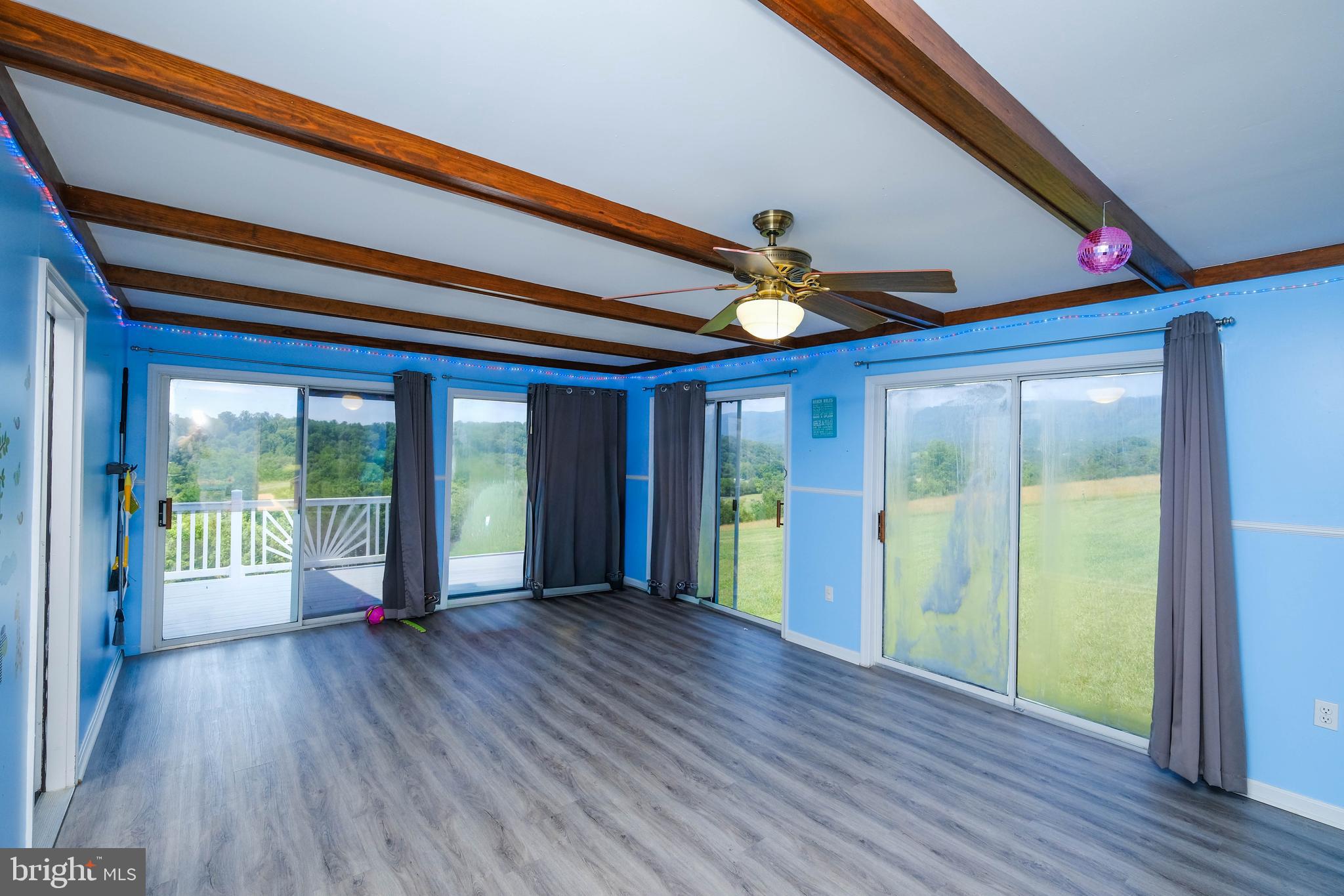 LAZY RIVER ESTATES - Residential