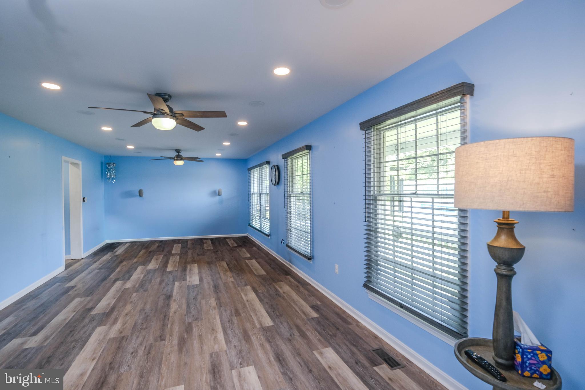 LAZY RIVER ESTATES - Residential