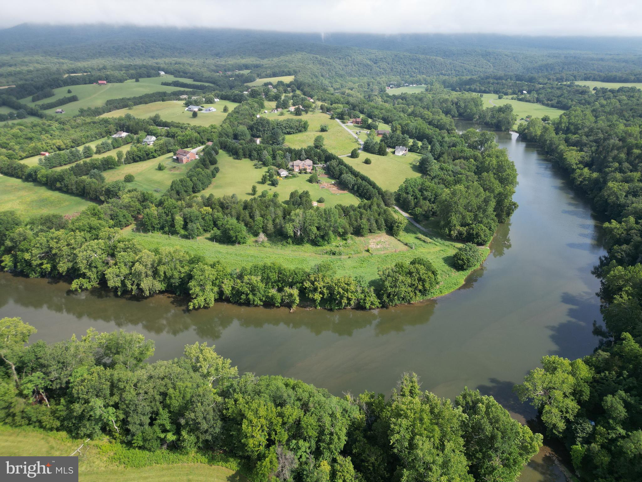 LAZY RIVER ESTATES - Residential