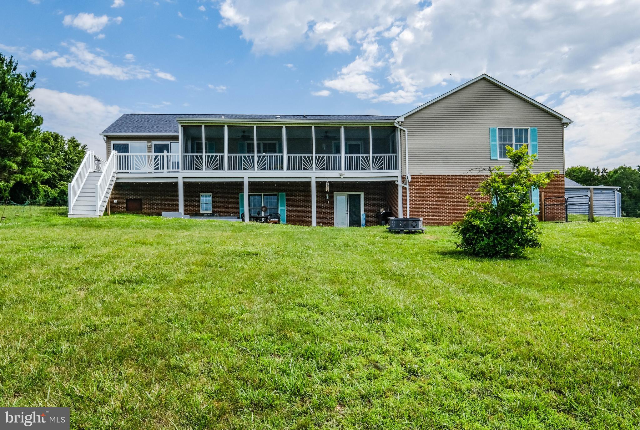 LAZY RIVER ESTATES - Residential