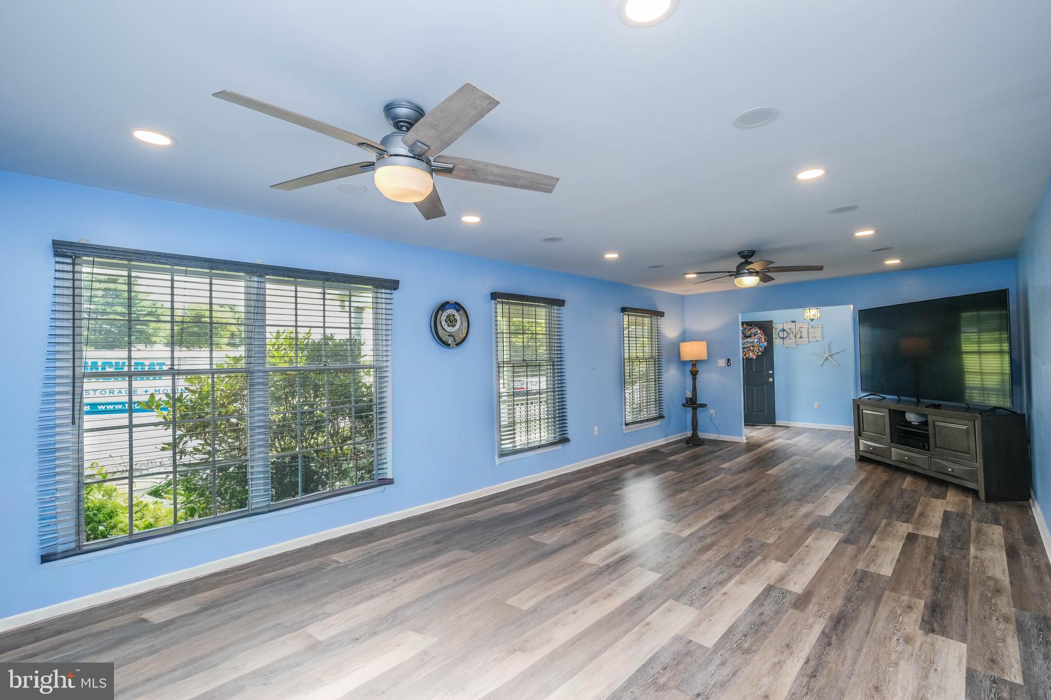 LAZY RIVER ESTATES - Residential