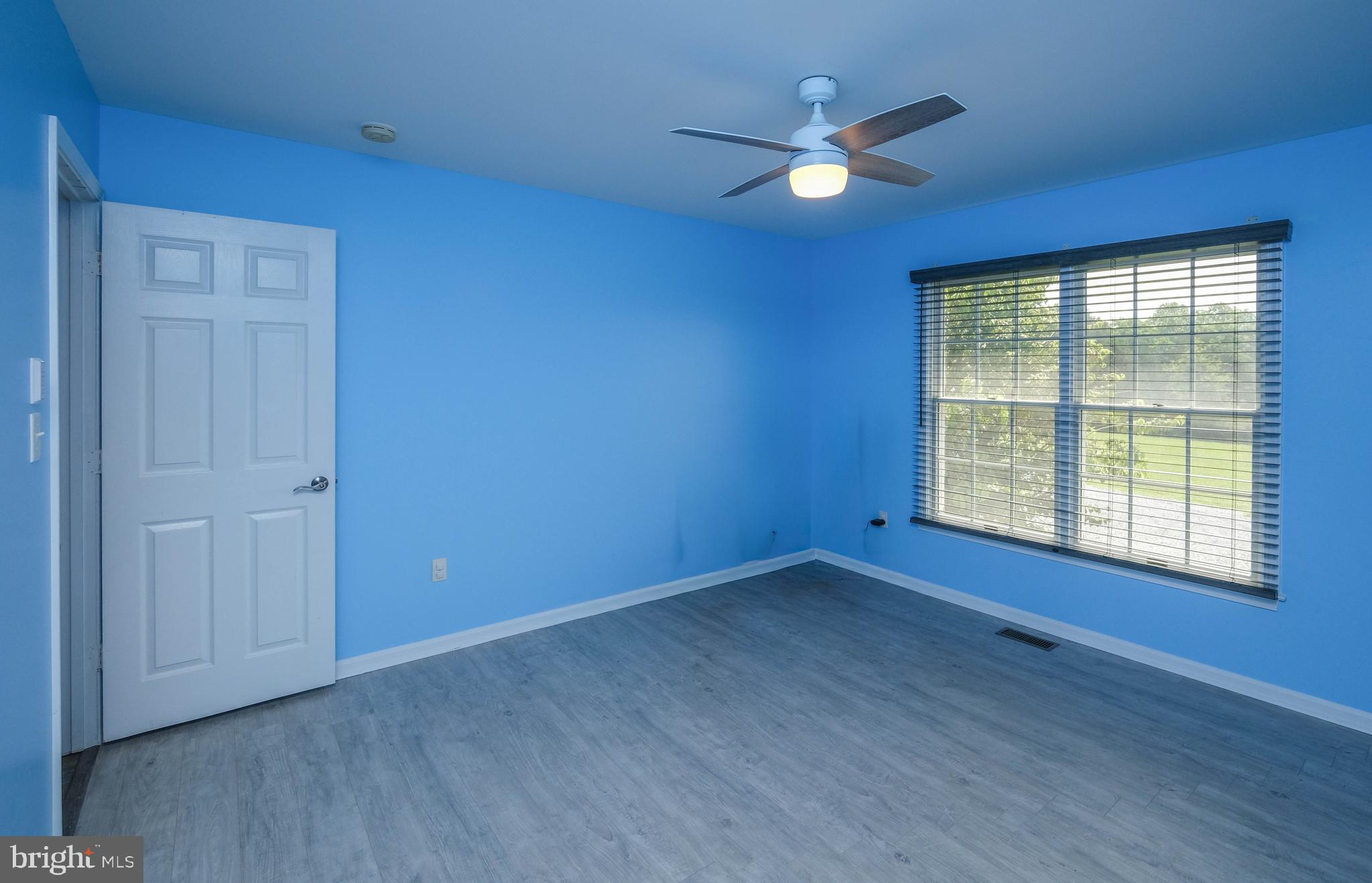 LAZY RIVER ESTATES - Residential