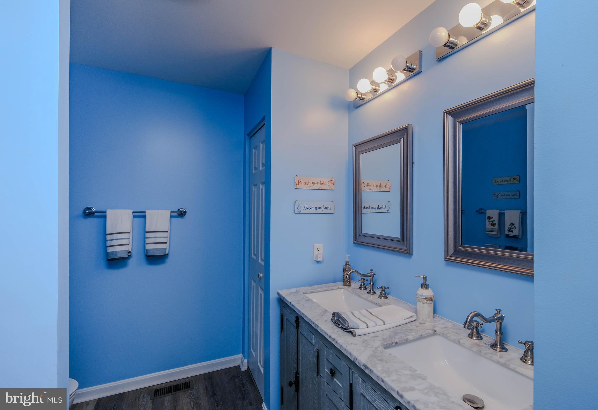LAZY RIVER ESTATES - Residential