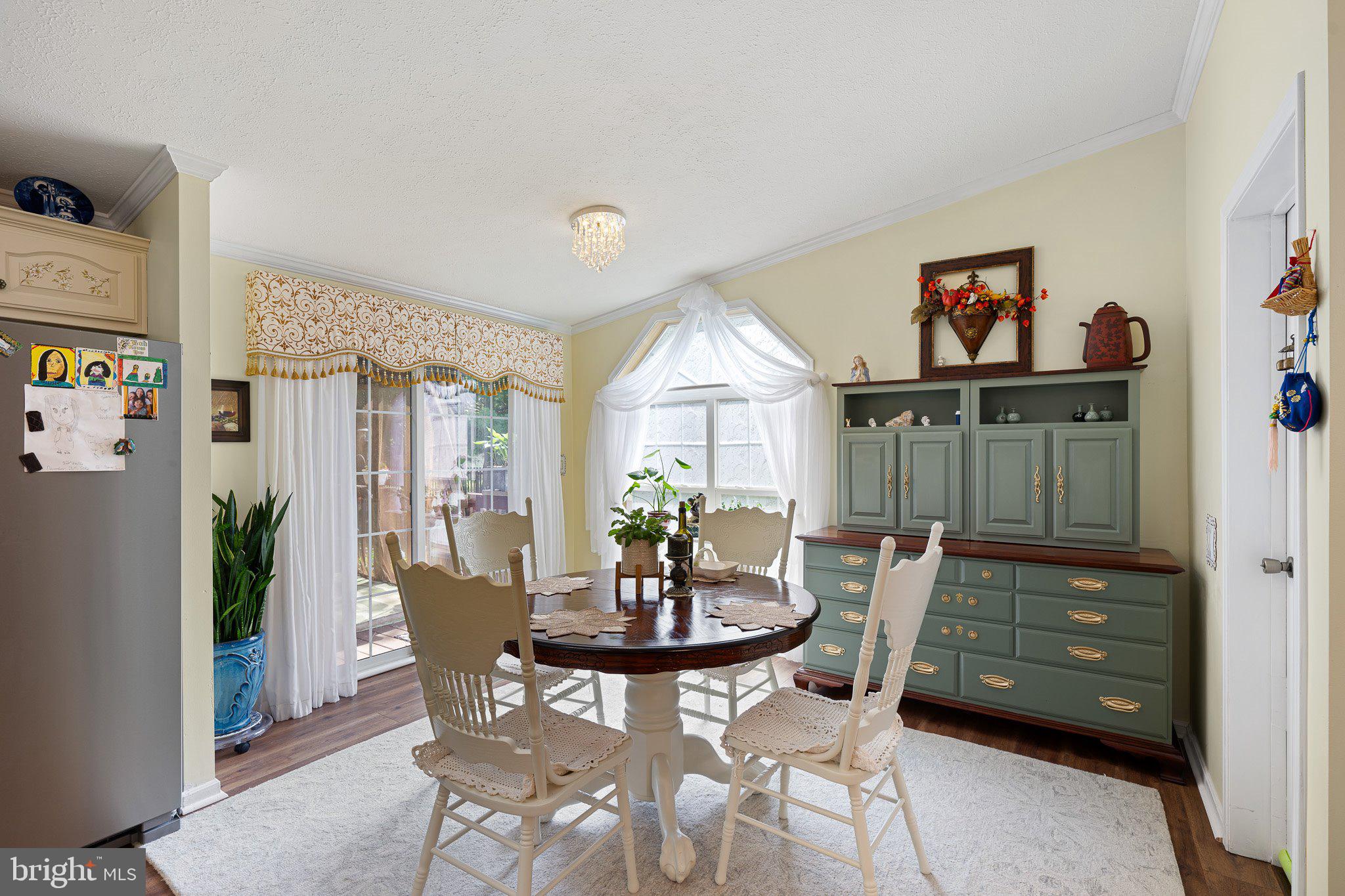 WYNN WOOD - Residential