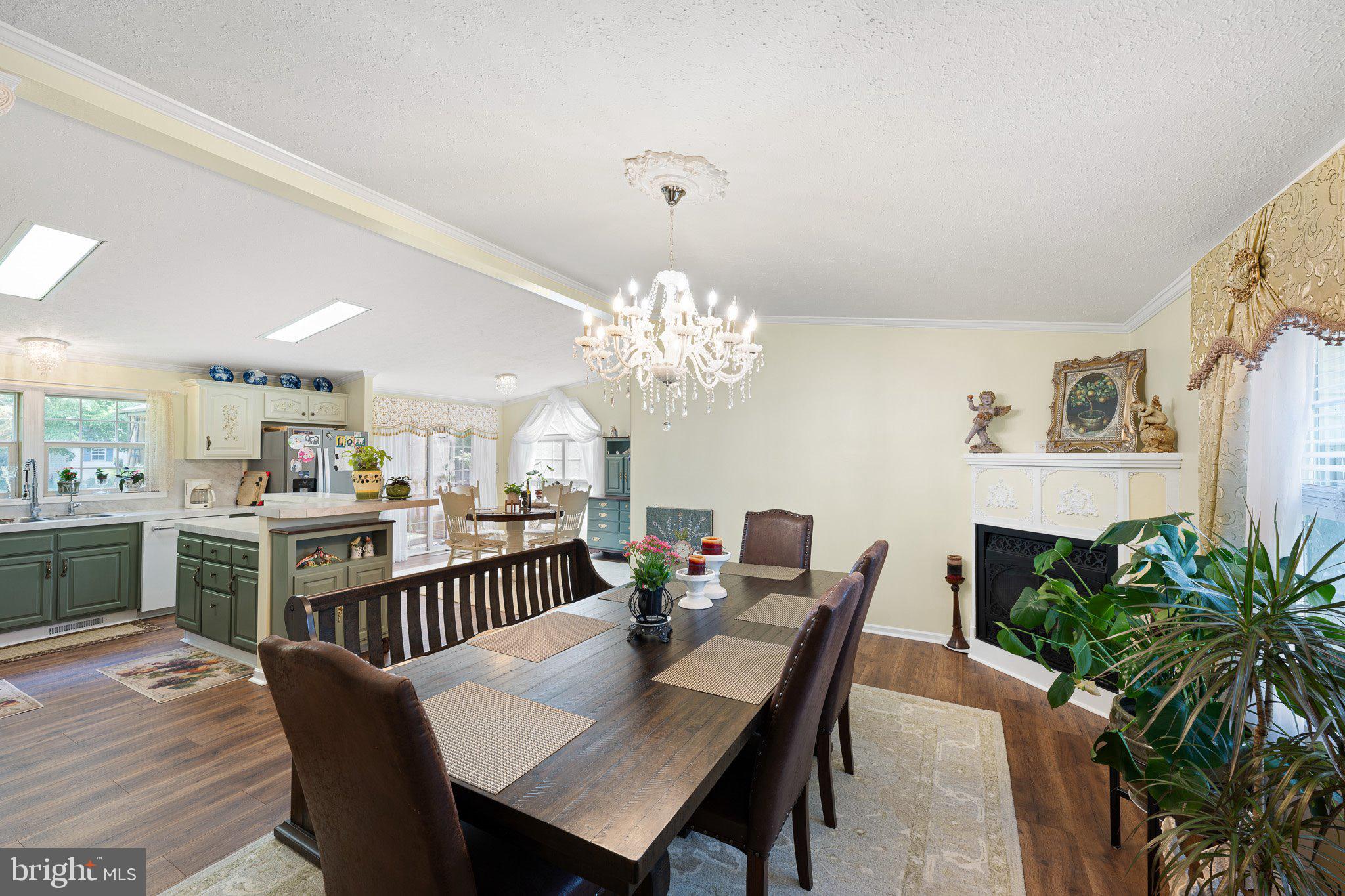 WYNN WOOD - Residential