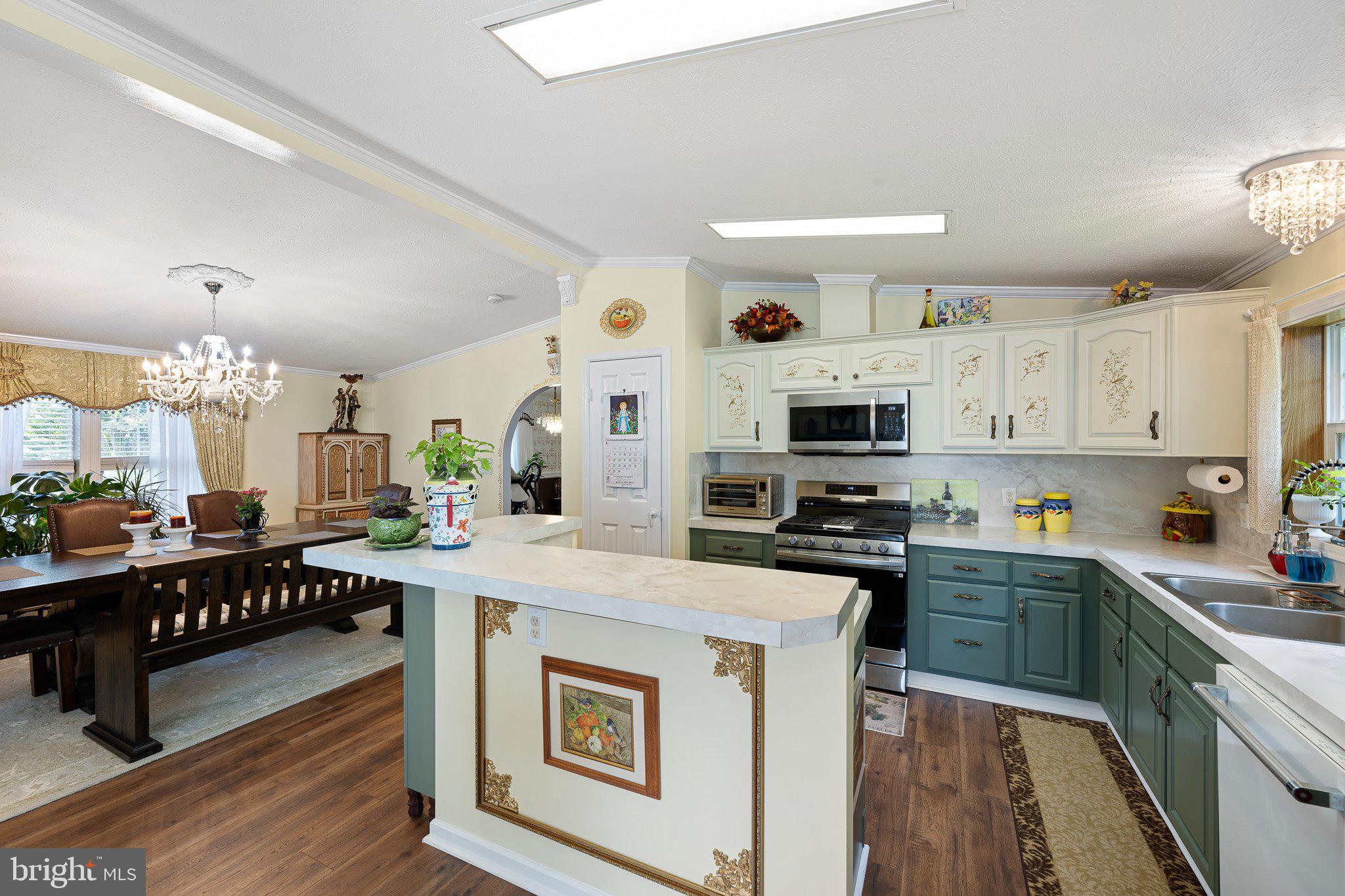 WYNN WOOD - Residential