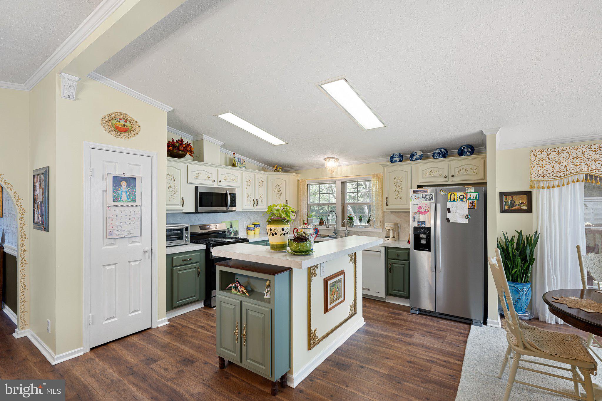 WYNN WOOD - Residential