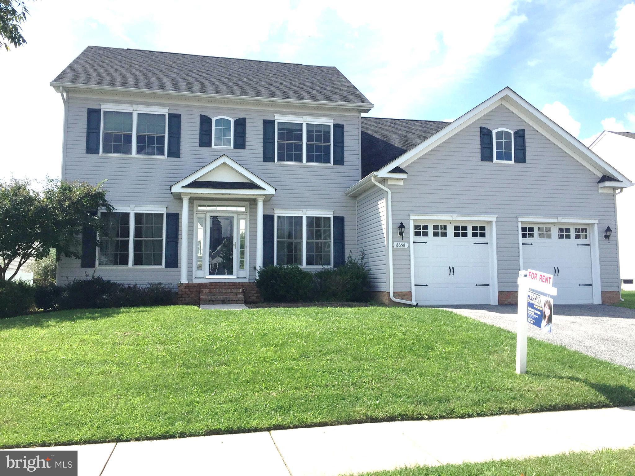 Talbot County Wow! Over 3500 sqft. 4 bedrooms 4 full baths. Gourmet Kitchen w/Breakfast Room and Separate Dining! Den/Office Plus Lg Family Room w/Fireplace. Separate  laundry, 1st Floor in-law. Master Bedroom w/Superbath. Full Finished Basement with Room for a 5th Bedroom, plus Family Room and Bar.  2 Car Garage, Paved Driveway & Nicely landscaped.  Wont Last! Available Now!