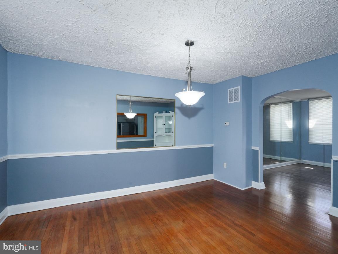 ARLINGTON - Residential