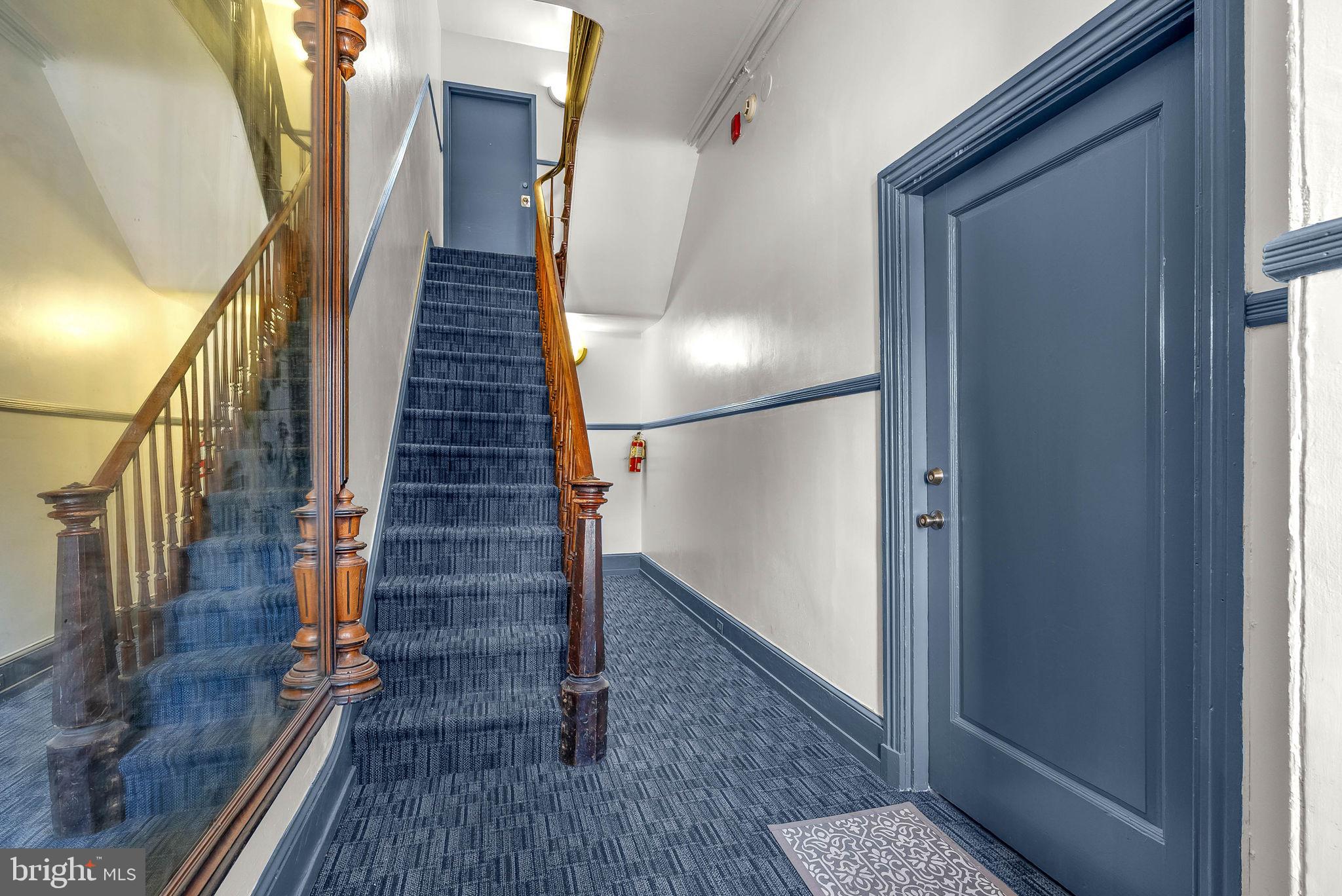 FAIRMOUNT - Residential