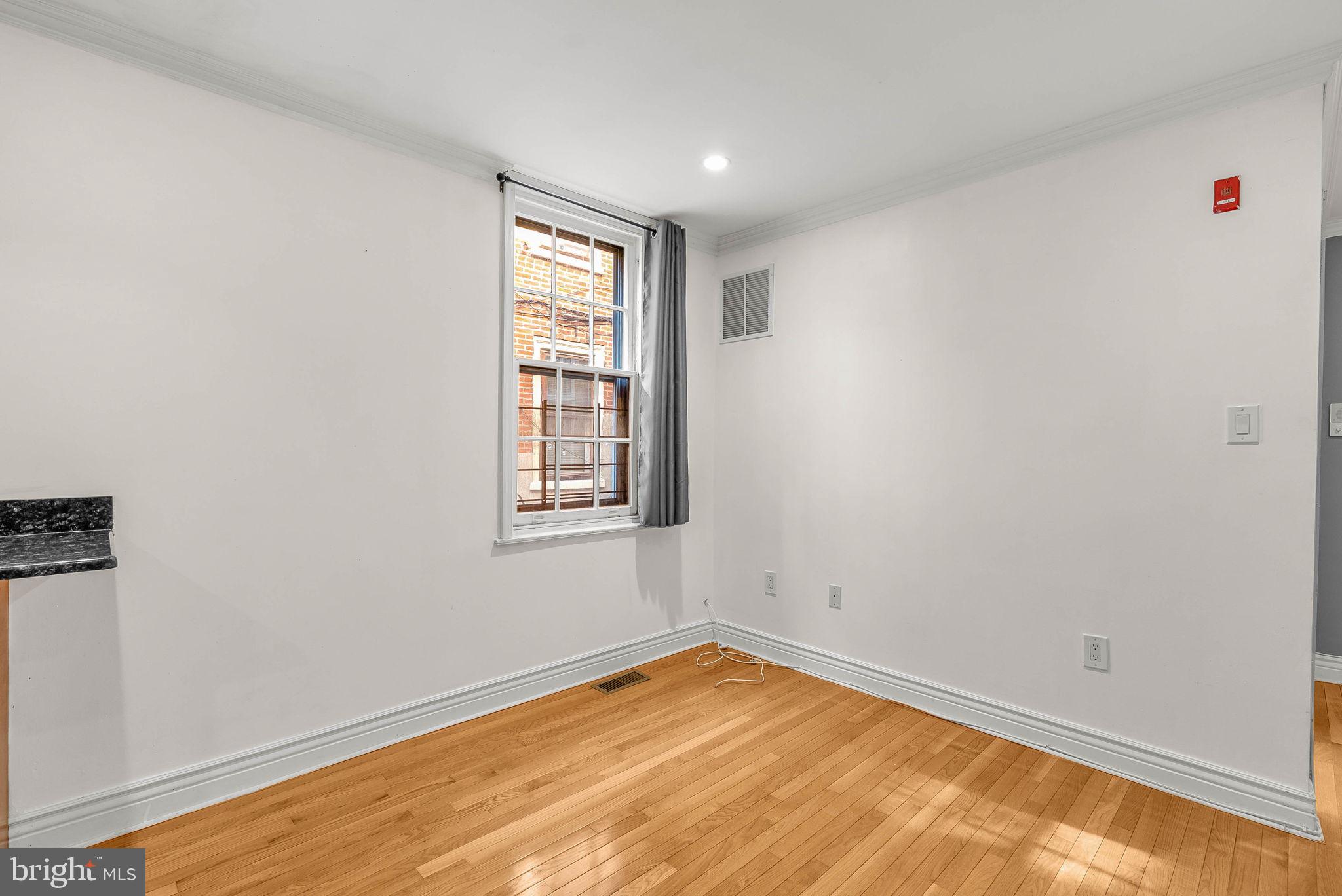 FAIRMOUNT - Residential
