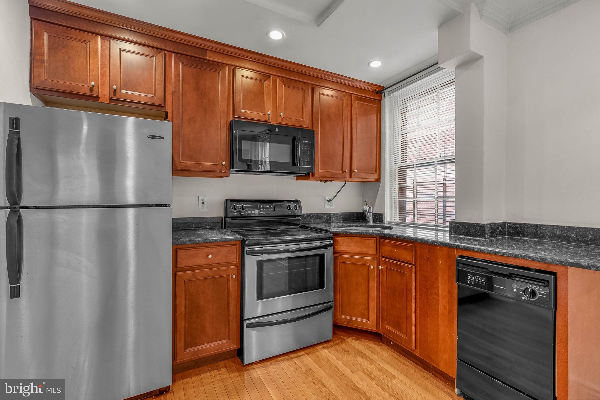 FAIRMOUNT - Residential