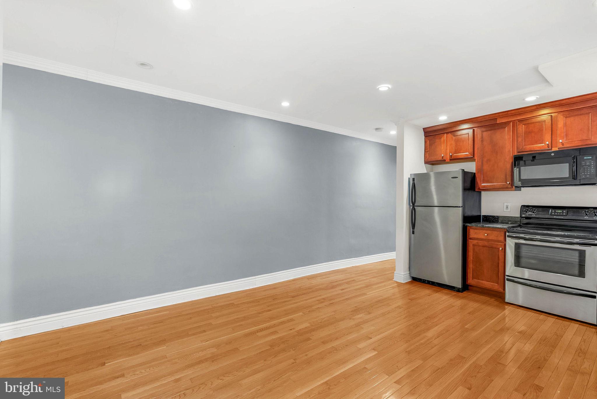 FAIRMOUNT - Residential