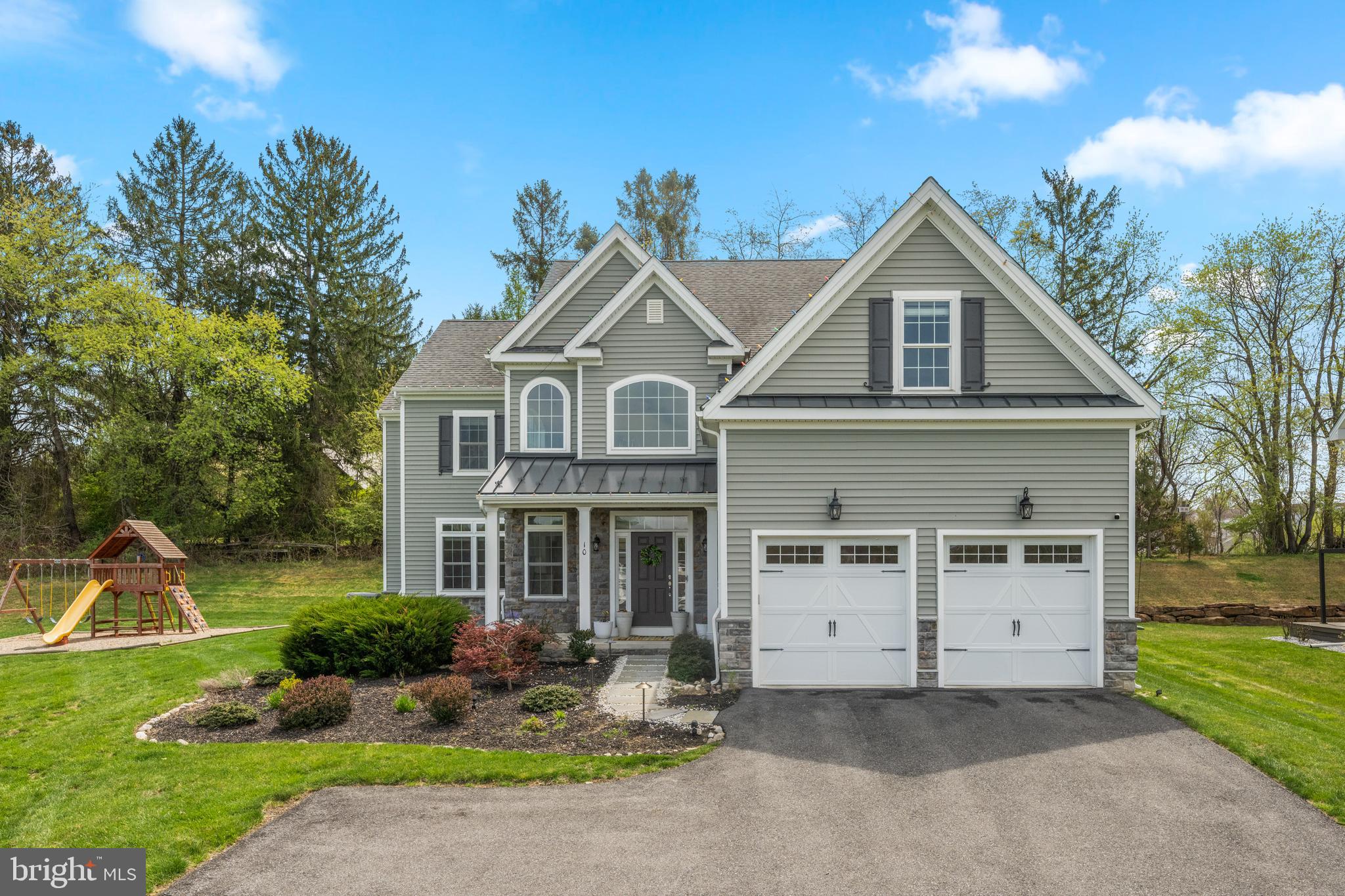 WATERFORD AT GARNET - Residential