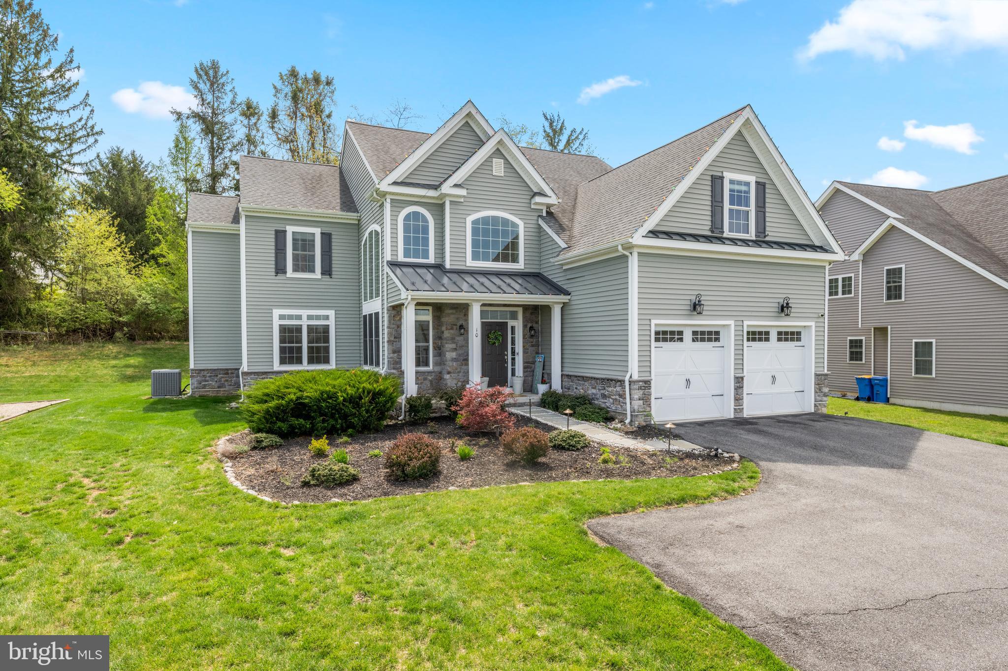 WATERFORD AT GARNET - Residential