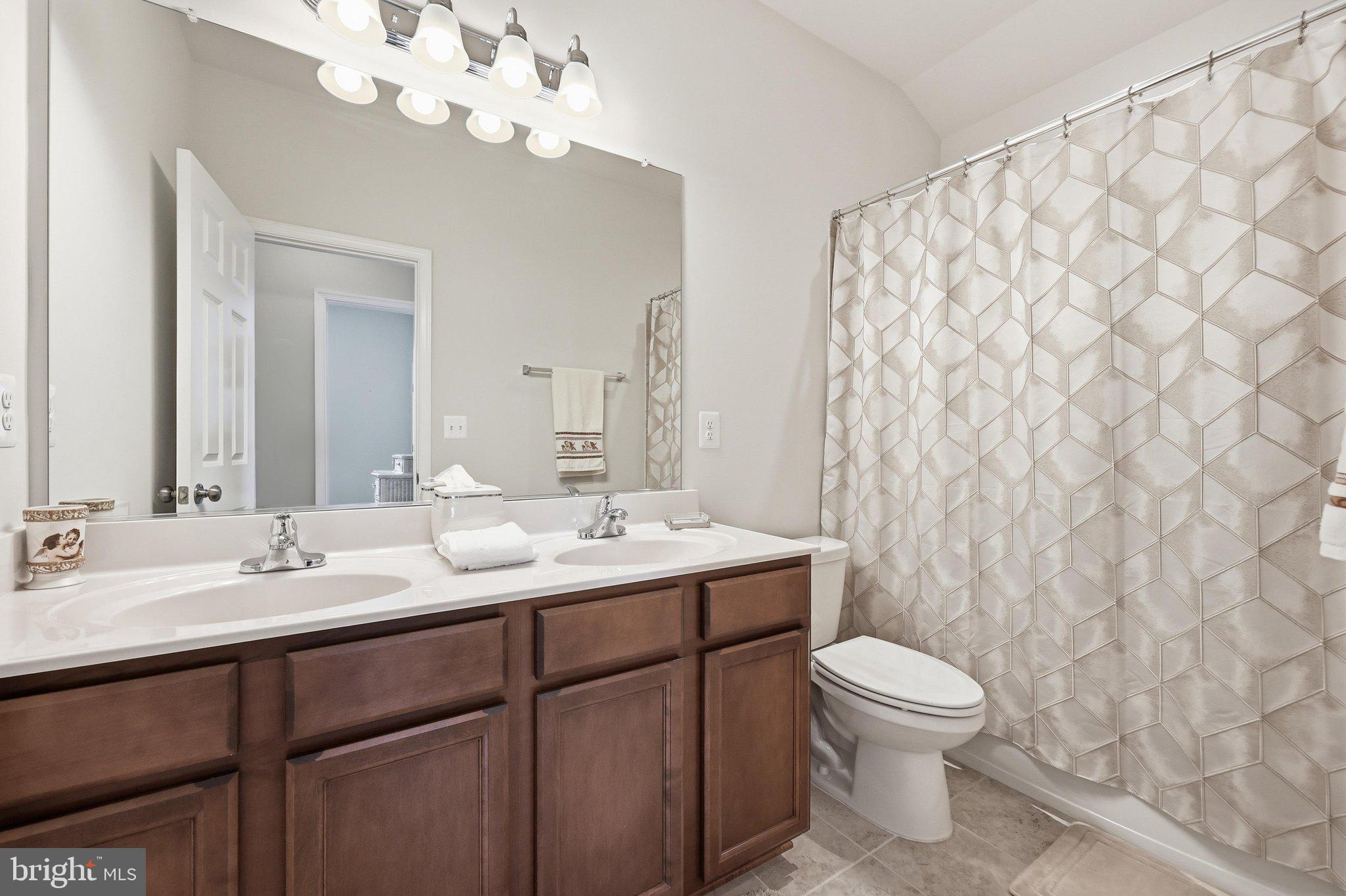 RIDGEVIEW - Residential