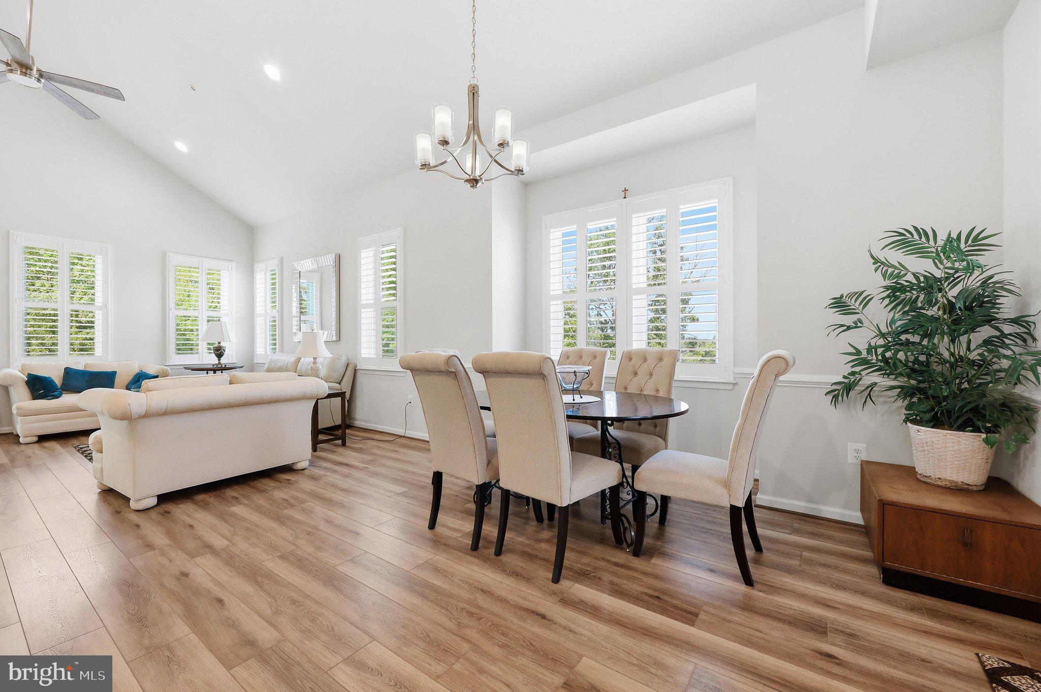 RIDGEVIEW - Residential