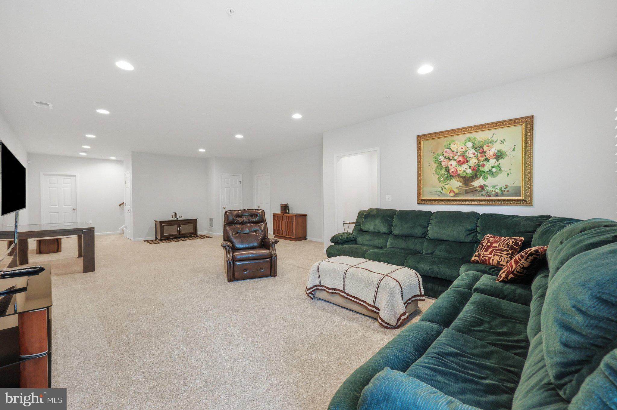 RIDGEVIEW - Residential