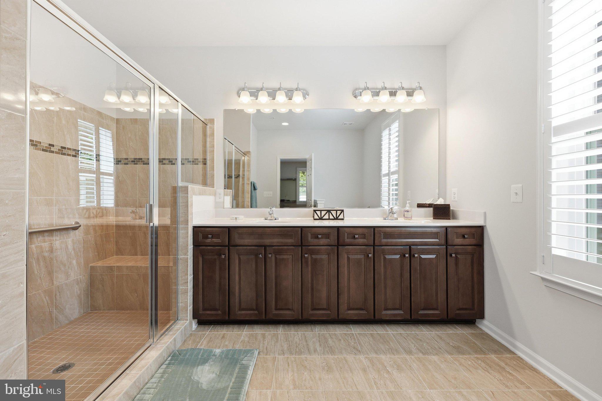 RIDGEVIEW - Residential
