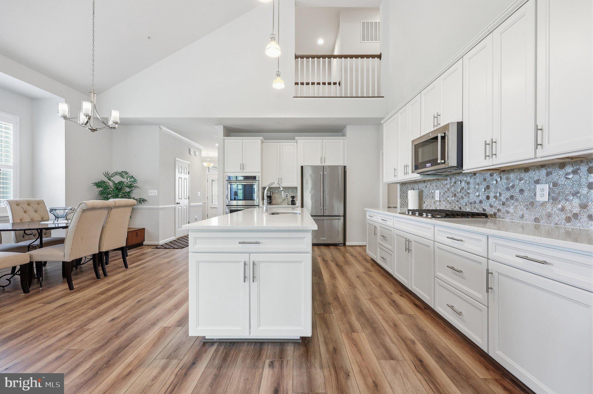 RIDGEVIEW - Residential
