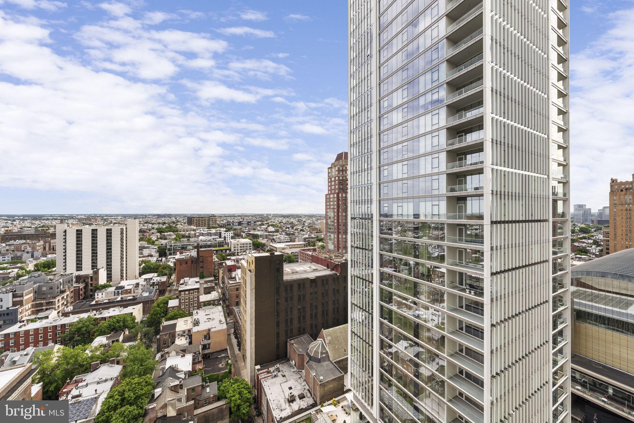 WASHINGTON SQ WEST - Residential