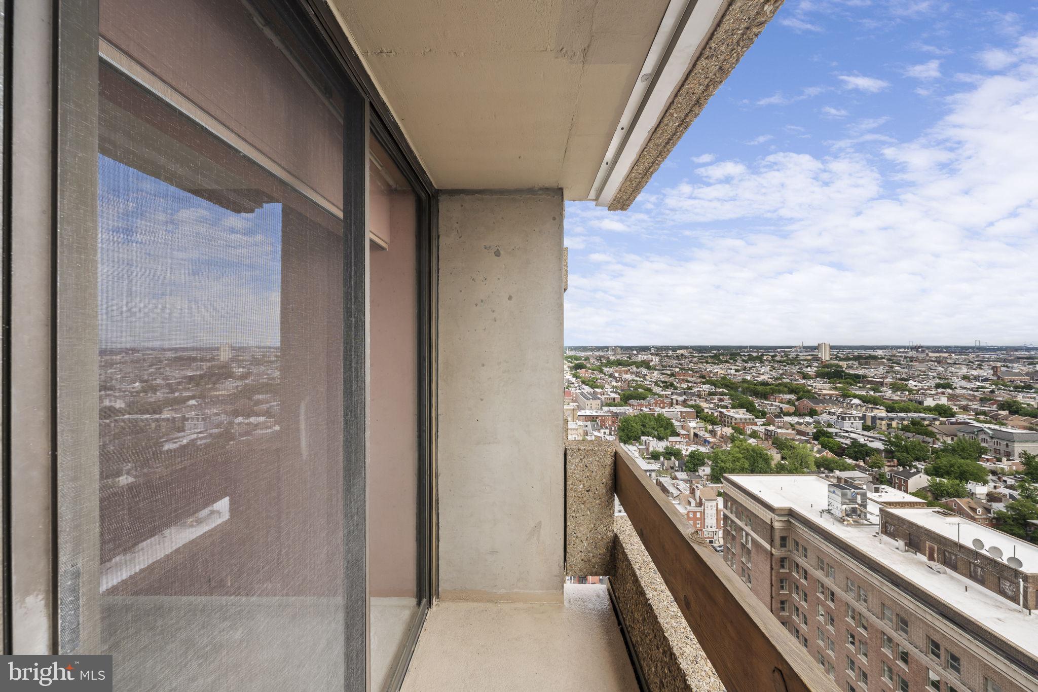 WASHINGTON SQ WEST - Residential