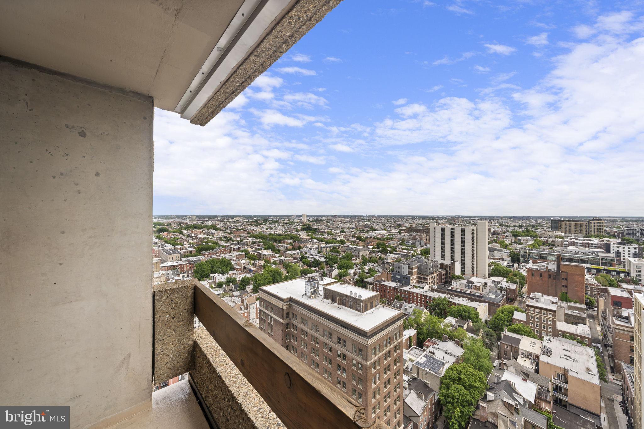 WASHINGTON SQ WEST - Residential