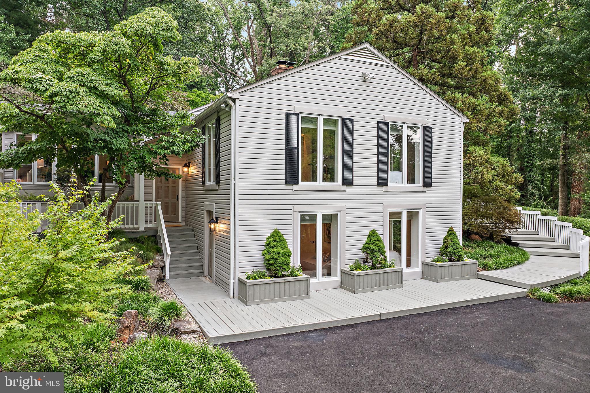 GIBSON ISLAND - Residential