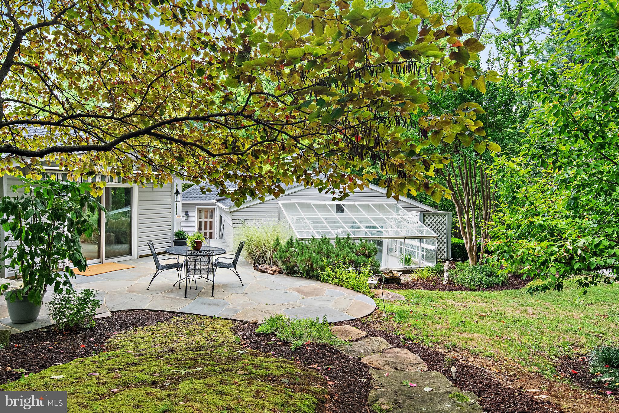 GIBSON ISLAND - Residential