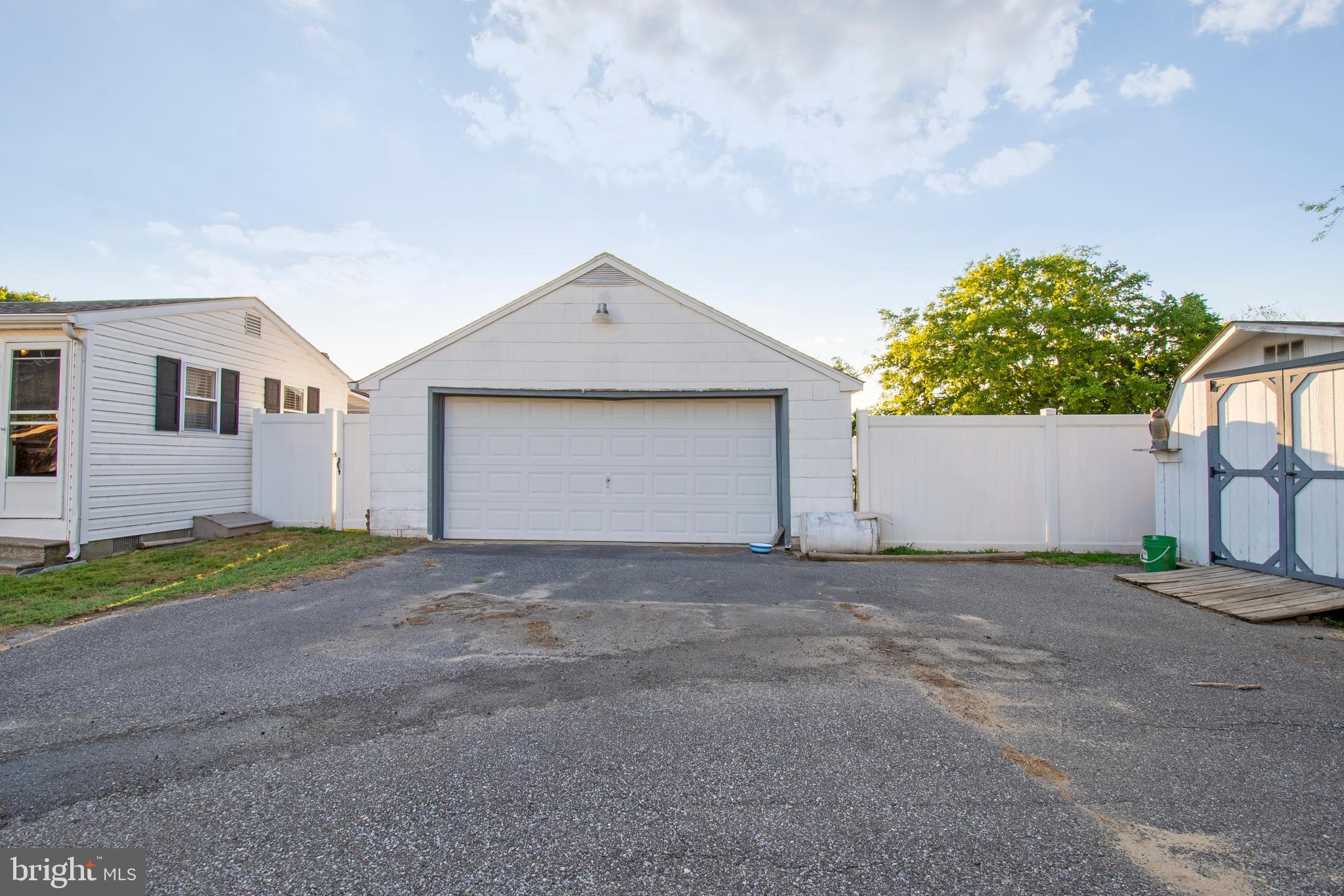 ARGOS CORNER - Residential