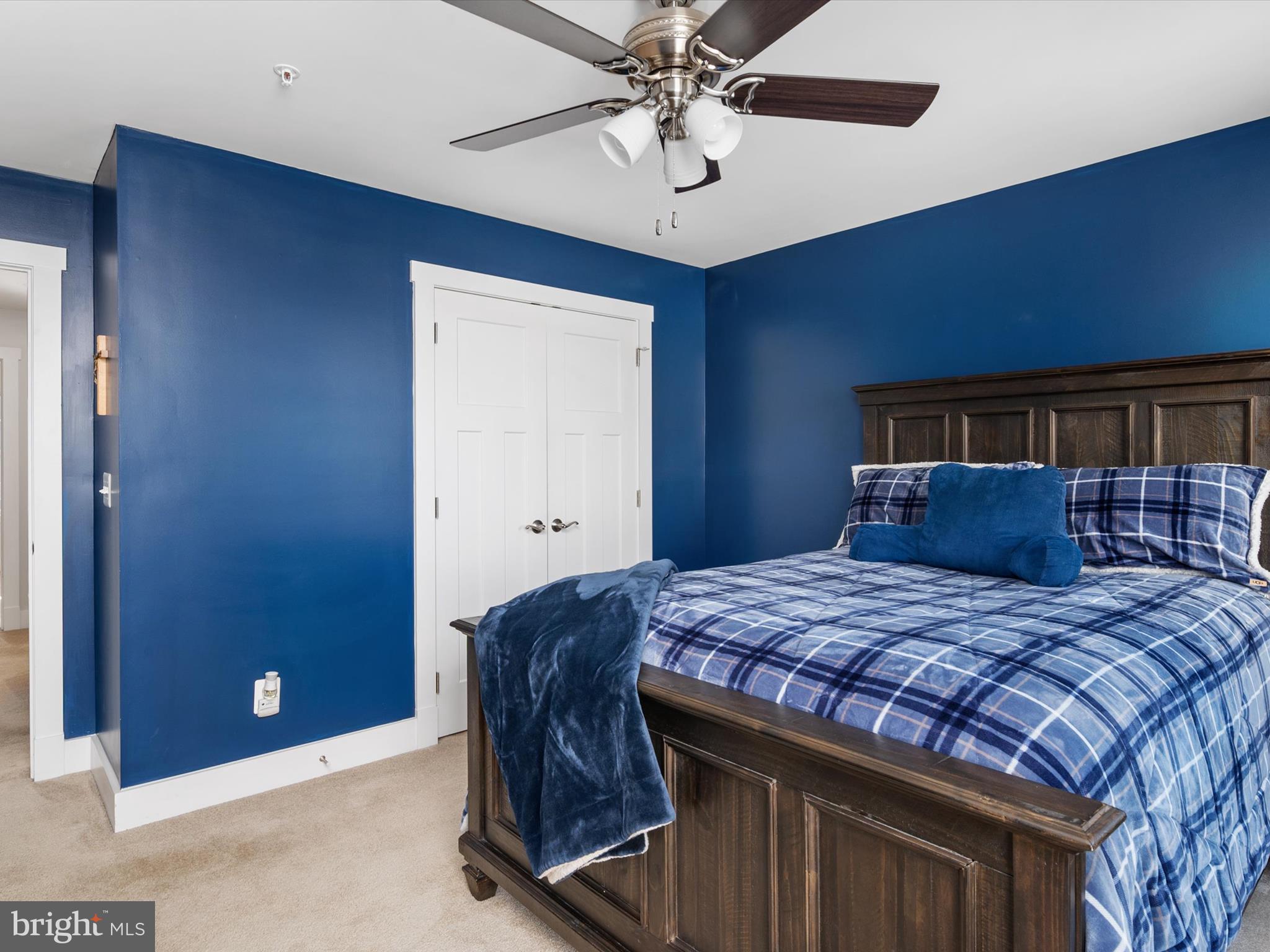 RESERVE AT PONDVIEW - Residential