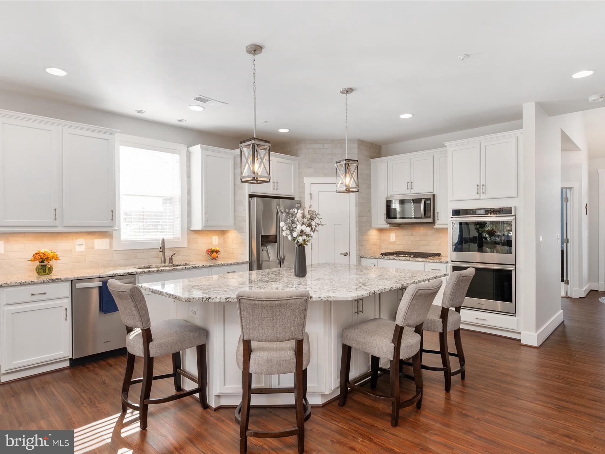 RESERVE AT PONDVIEW - Residential