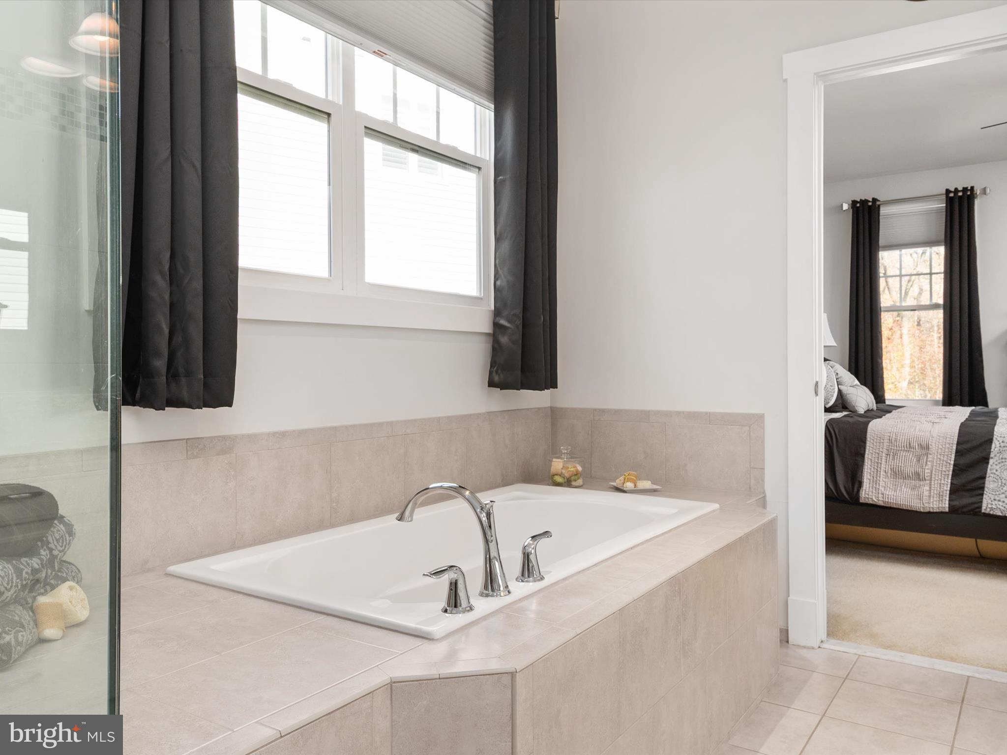 RESERVE AT PONDVIEW - Residential