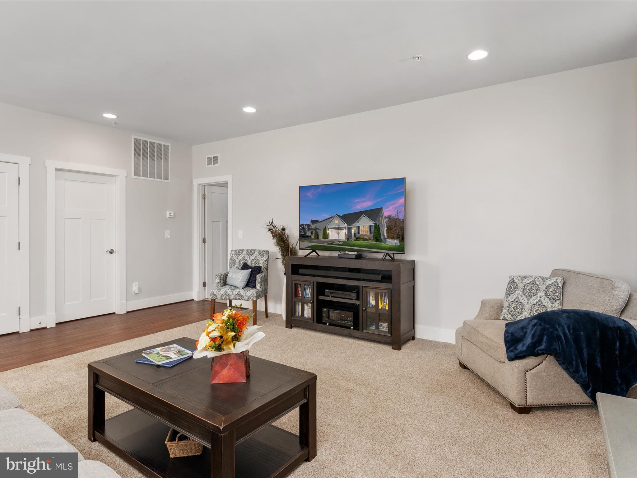RESERVE AT PONDVIEW - Residential