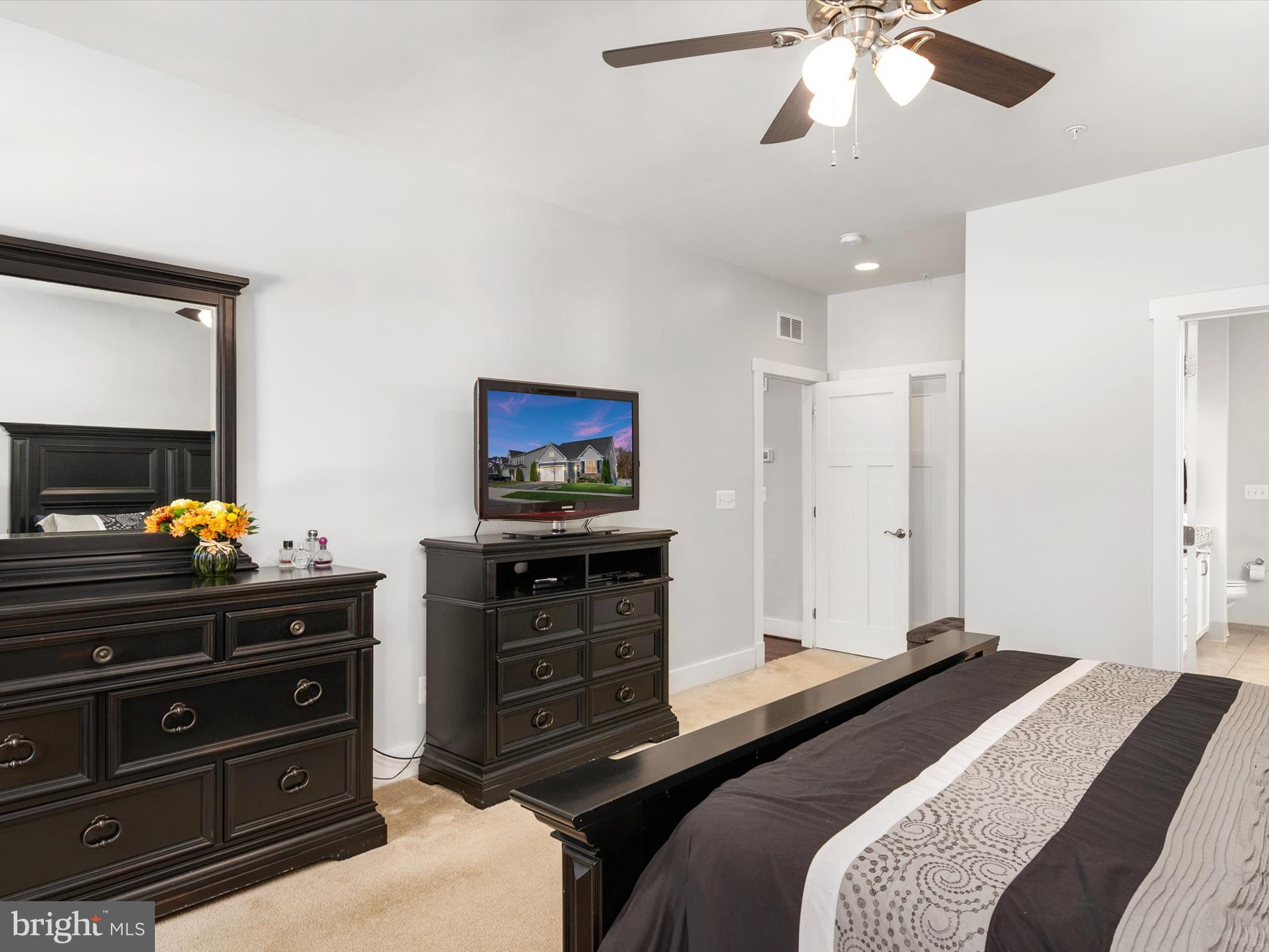 RESERVE AT PONDVIEW - Residential