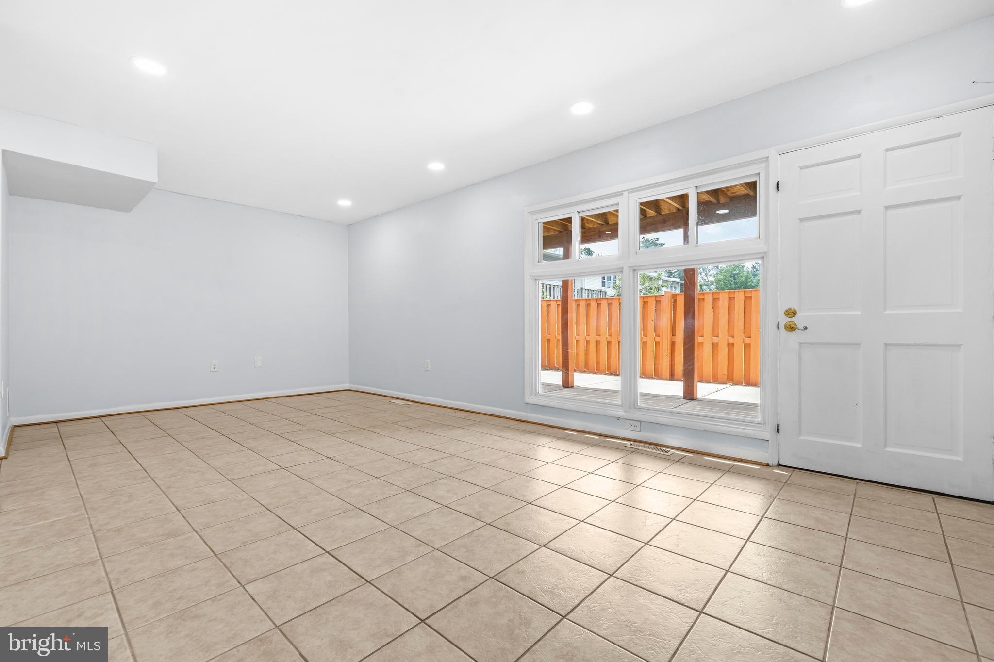FAIRFAX HERITAGE - Residential