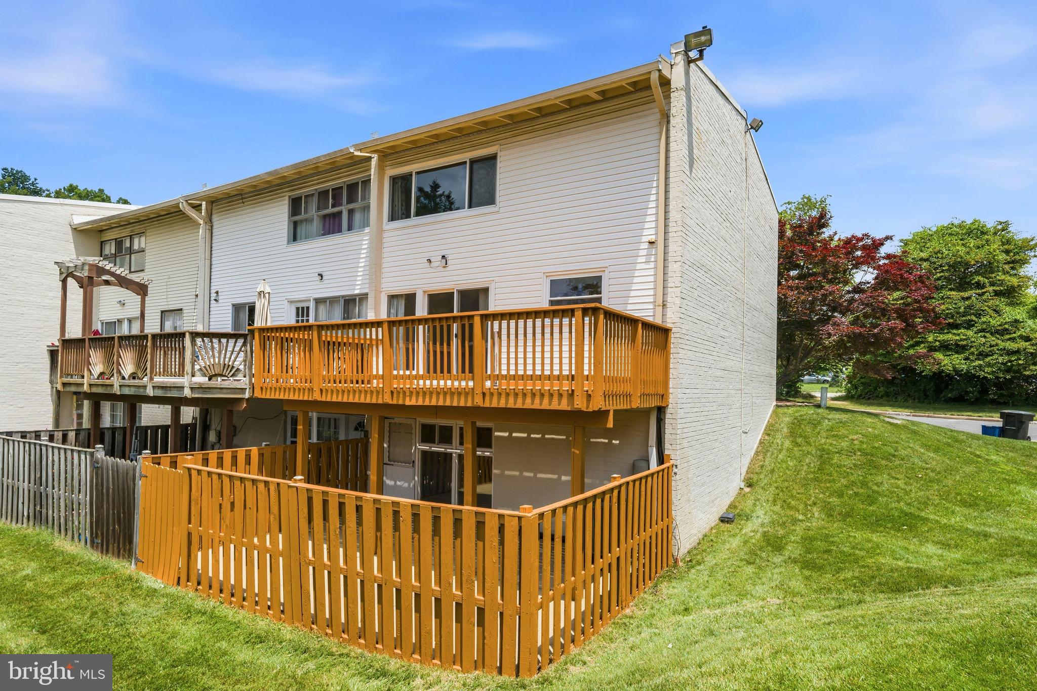 FAIRFAX HERITAGE - Residential