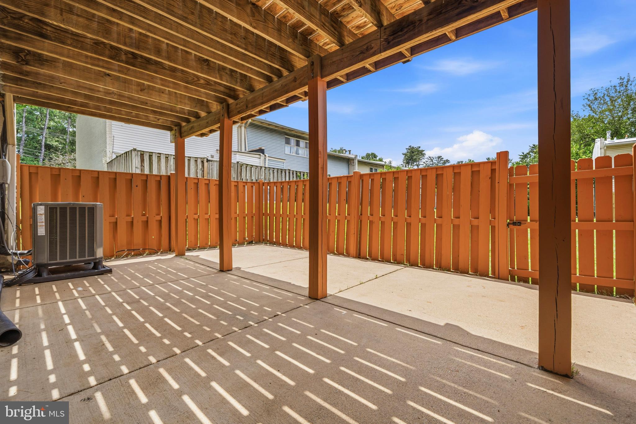 FAIRFAX HERITAGE - Residential