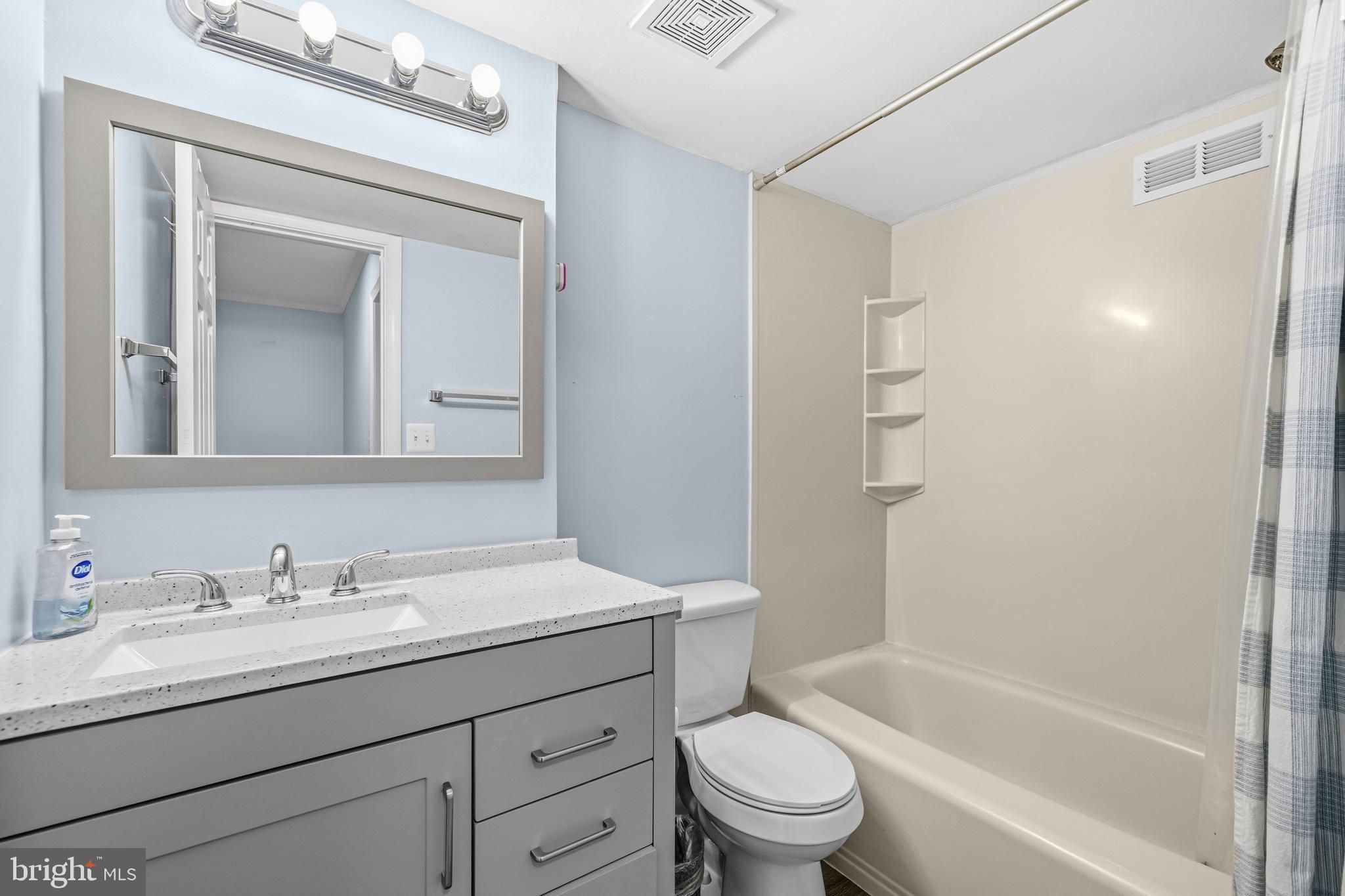 FAIRFAX HERITAGE - Residential