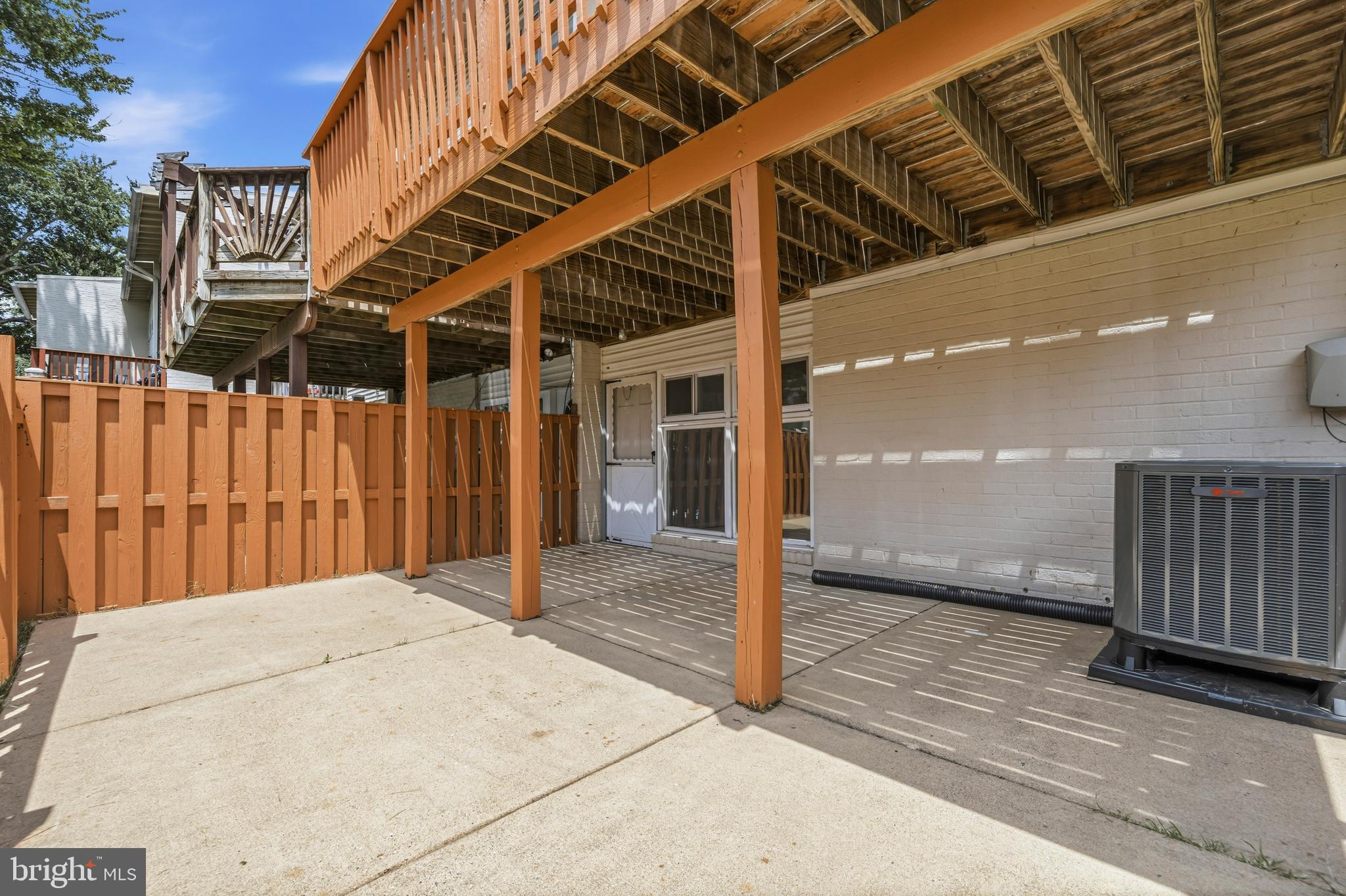 FAIRFAX HERITAGE - Residential
