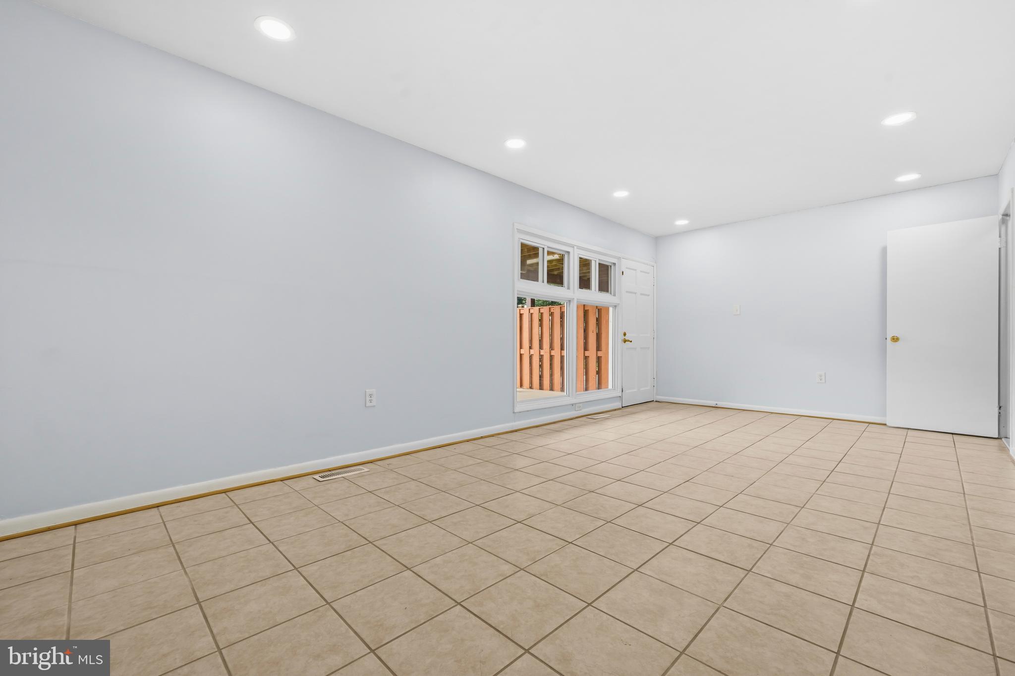 FAIRFAX HERITAGE - Residential