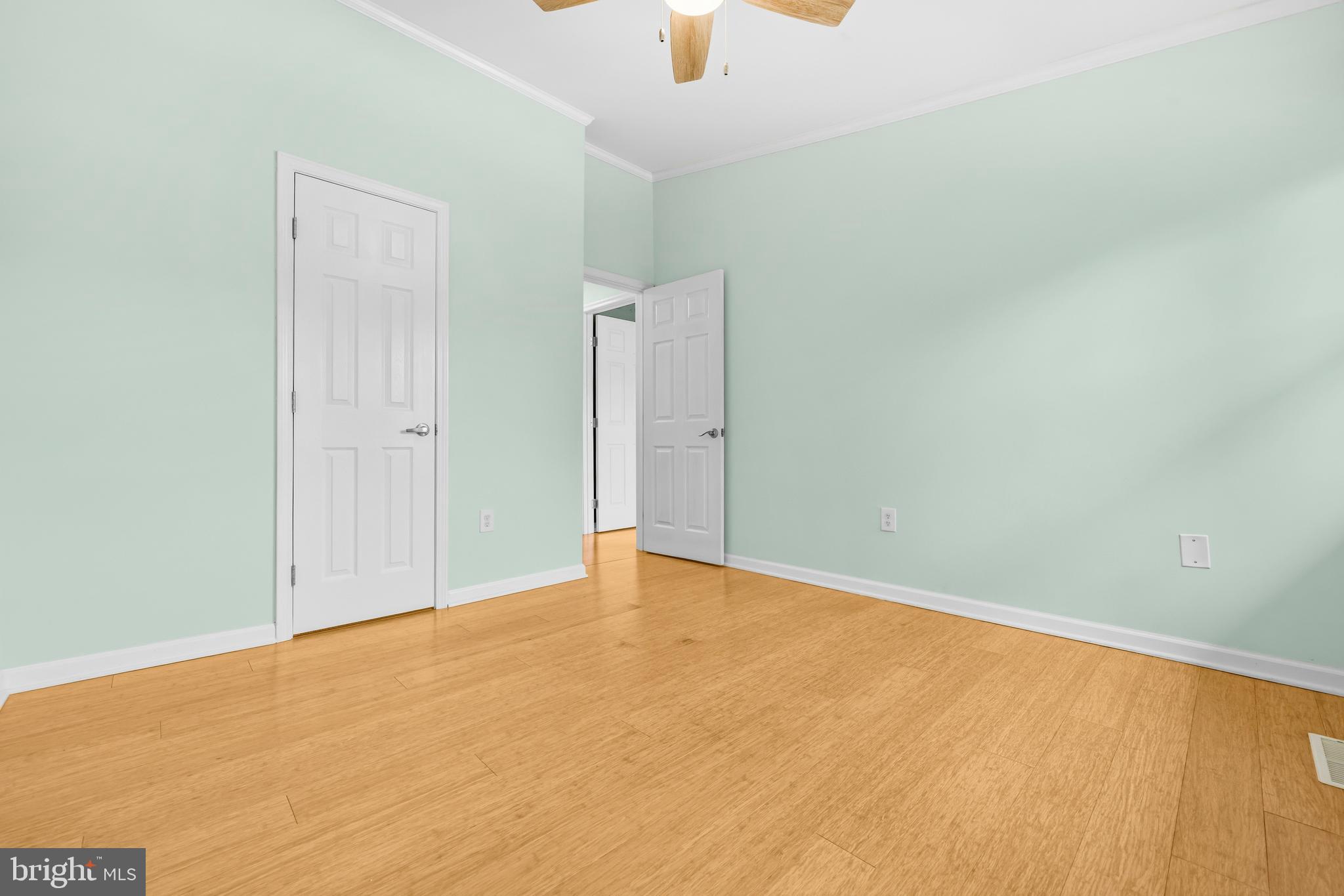 FAIRFAX HERITAGE - Residential